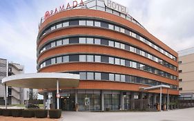 Hotel Ramada By Wyndham Graz Unterpremstätten Exterior photo