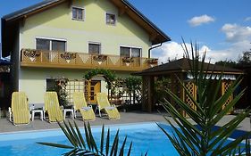 Hotel Pension Scherwirt Graz Exterior photo